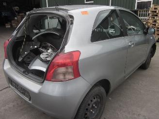 Toyota Yaris 1.0 12V picture 5