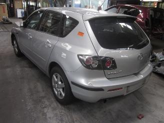 Mazda 3 1.6 16v picture 3