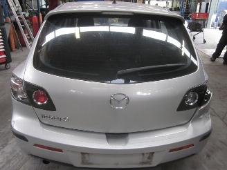 Mazda 3 1.6 16v picture 4
