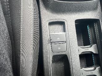 Ford Focus 1.0 EcoBoost Hybrid Connected | picture 12