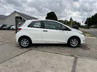 Toyota Yaris 1.0 VVT-i Comfort. 122.336 picture 13