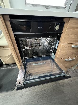 Adria  Adria CORAL 600 SL | 51.537 KM !! | AUTOMAAT picture 27