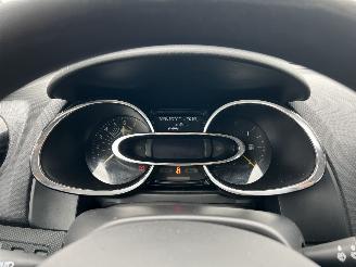 Renault Clio 0.9 TCe Expression 171.870 KM!! picture 19