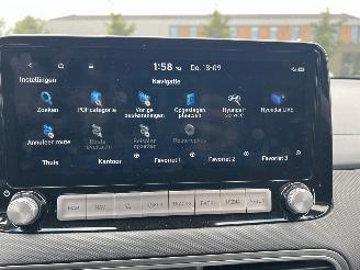 Hyundai Kona EV Fashion 64 kWh lichte schade ! picture 27