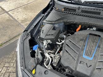 Hyundai Kona EV Fashion 64 kWh lichte schade ! picture 13