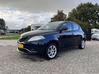Lancia Ypsilon 0.9 TwinAir Opening Edition AUTOMAAT !! picture 2