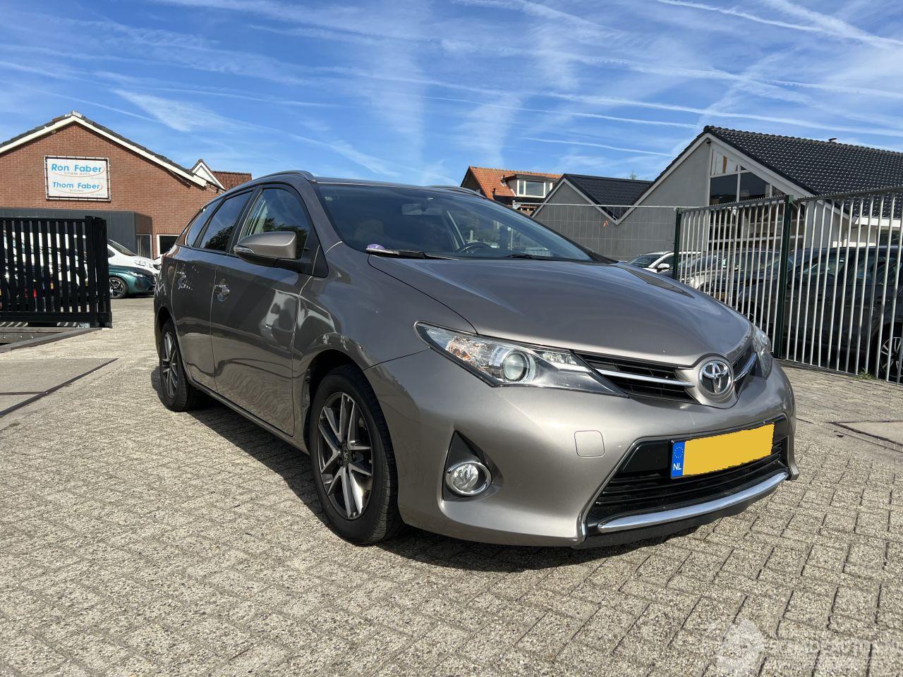 Toyota Auris Touring Sports 1.3 170.709 KM!!