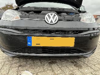 Volkswagen Up! 1.0 BMT move up! picture 15