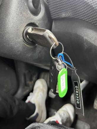Volkswagen Up! 1.0 BMT move up! picture 16