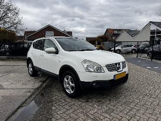 uszkodzony samochody osobowe Nissan Qashqai 1.6 Visia Pano 134.892 KM !! 2010/7