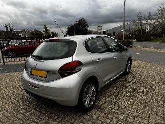 Peugeot 208 1.2 Allure 26.169 KM !! picture 24