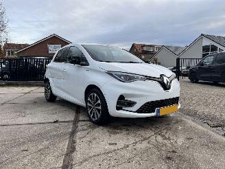 Damaged car Renault Zoé R135 Edition One 52 kWh 2019/12