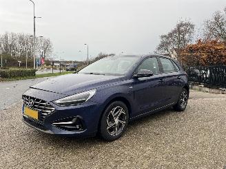Auto incidentate Hyundai I-30 1.0 T-GDI MHEV AUTOMAAT  36.949 KM !! 2021/6