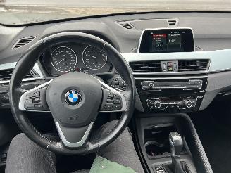 BMW X1 XDRIVE20I AUT LEDER picture 18