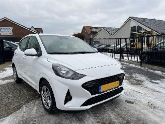 Hyundai I-10 1.0 COMFORT  21.229 KM !! picture 3