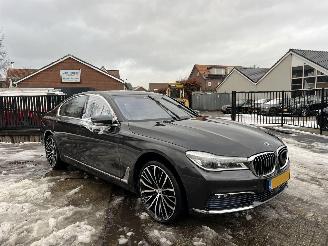 BMW 7-serie 740i High Executive Pano Waterschade picture 9
