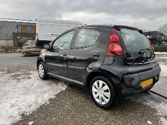 Peugeot 107 1.0 ACTIVE nieuwe apk picture 5