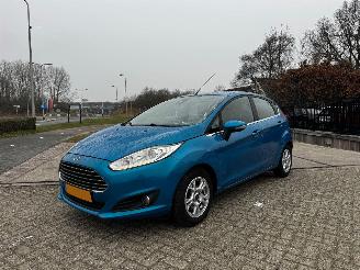 Schadeauto Ford Fiesta 1.6 TDCi Lease Titanium 2013/9