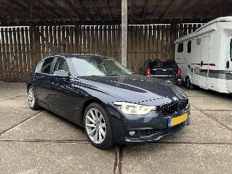 Coche accidentado BMW 3-serie 330e High Executive Pano 2016/12