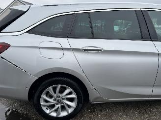Opel Astra 1.4 INNOVATION SPORTS TOURER+ picture 19