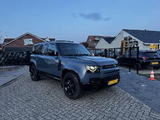 uszkodzony samochody osobowe Land Rover Defender 2.0 P400e 110 X-Dynamic 2022/8