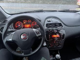 Fiat Punto Evo 1.3 M-jet Mylife  1st OWNER !! picture 21