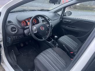 Fiat Punto Evo 1.3 M-jet Mylife  1st OWNER !! picture 18