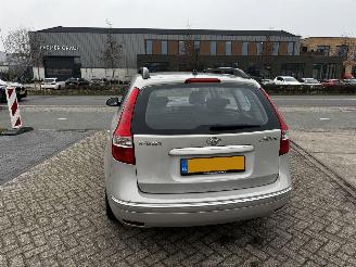 Hyundai I-30 CW 1.6i Style  1ST OWNER !! CLIMA picture 8