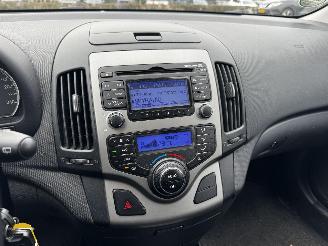 Hyundai I-30 CW 1.6i Style  1ST OWNER !! CLIMA picture 16