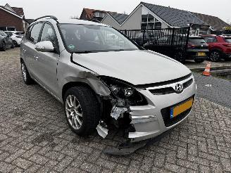 Hyundai I-30 CW 1.6i Style  1ST OWNER !! CLIMA picture 11