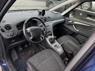 Peugeot 208 1.2 VTi Active picture 13