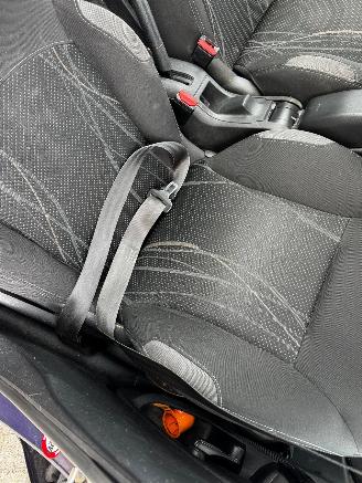 Peugeot 208 1.2 VTi Active picture 17