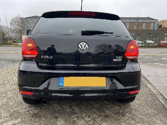 Volkswagen Polo 1.2 TSI First Edition - zeer netjes onderhouden | boekjes aanwezig picture 11
