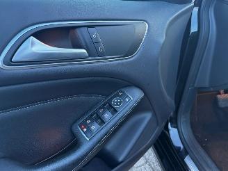 Mercedes B-klasse 180 Ambition | 55.872 KM !! 1e eigenaar! picture 19