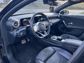 Mercedes A-klasse 200 Business Solution AMG PANO SFEER picture 19