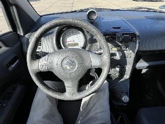 Suzuki Splash 1.0 VVT Comfort picture 11