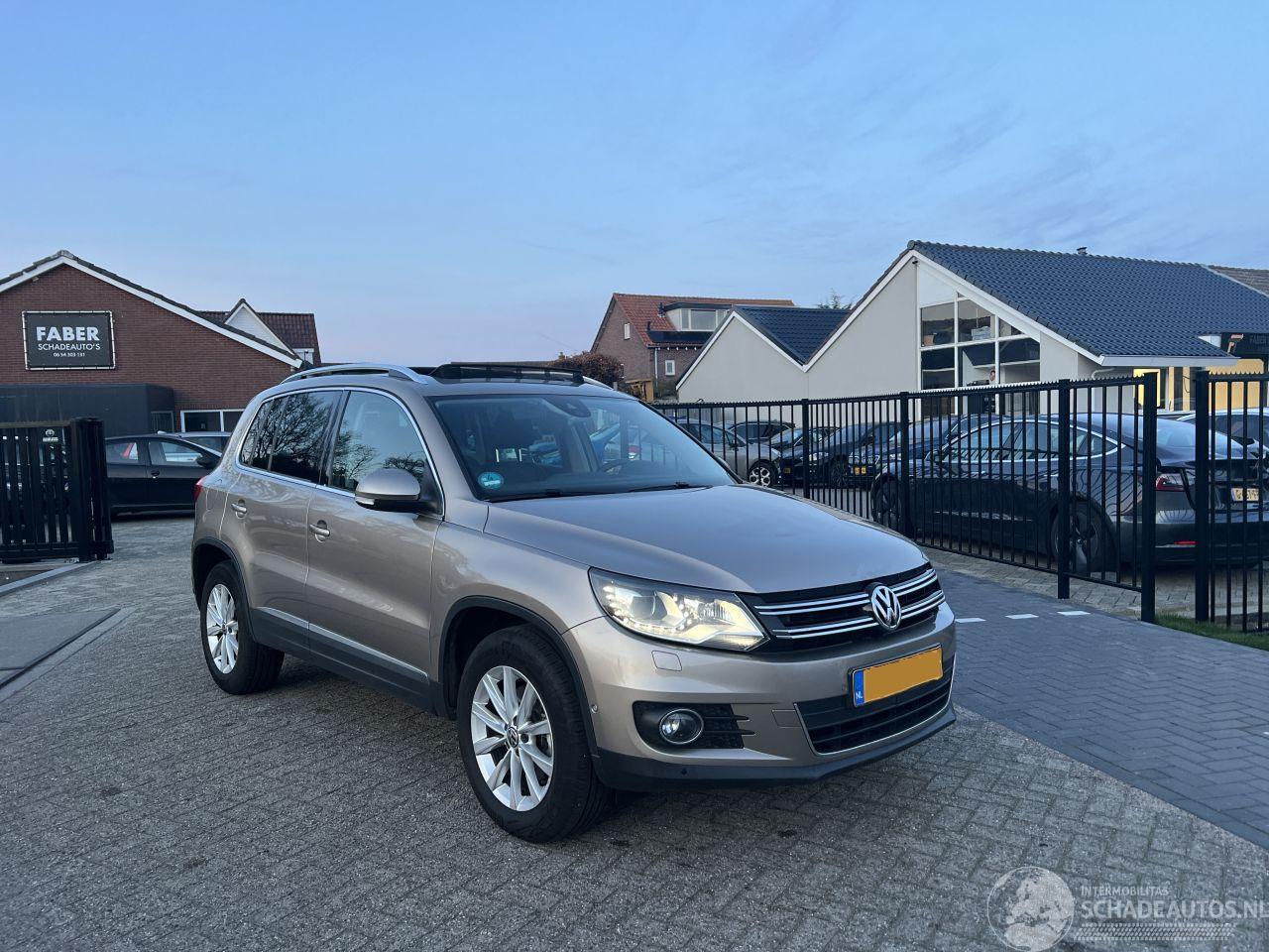 Volkswagen Tiguan 1.4 TSI Sport&Style | PANORAMA !! LEDER !!