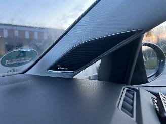 Volkswagen Golf 2.0 TDI Highline picture 18