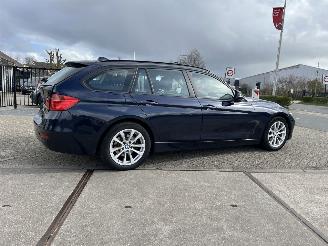 BMW 3-serie Touring -  320i High Executive picture 9