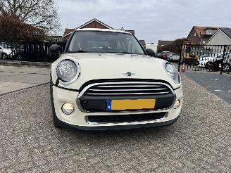 Mini One 1.2 One Business | 89.818 KM !! | AUTOMAAT !! picture 3