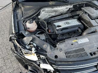 Volkswagen Golf 1.6 TDI Highline Business R picture 15