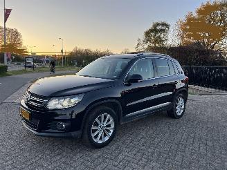Volkswagen Tiguan 2.0 TSI Sport&Style 4motion R-line Edition | 86.676 KM! picture 2