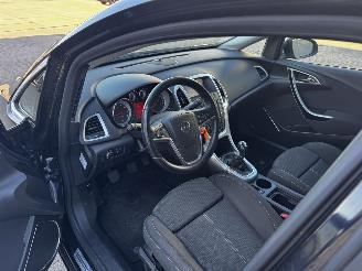 Opel Astra 1.6 turbo sport picture 11