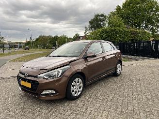 Hyundai I-20 1.0 T-GDI Navi Camera picture 2