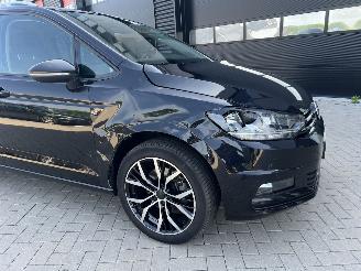 Volkswagen Touran 1.5 TSI Comfortline 7p picture 3
