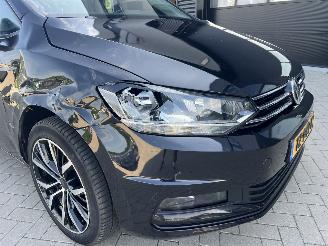 Volkswagen Touran 1.5 TSI Comfortline 7p picture 4