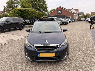 Peugeot 108 1.0 e-VTi active top cabrio picture 9