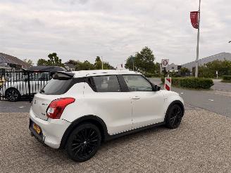 Suzuki Swift 1.2 comfort smart hybrid 38.678 KM!! picture 5