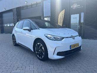 Schadeauto Volkswagen ID.3 Pure Business 52 kWh 10.488 KM !! 2025/7