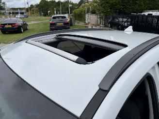 Hyundai Kona EV Premium 64 kWh Panorama! picture 4